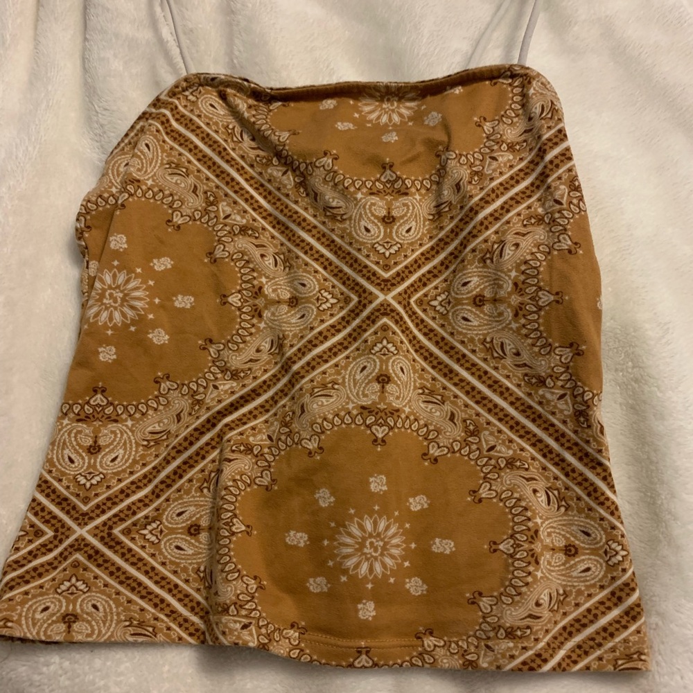 crop top